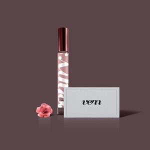 Perfume and Card Mockup PSD